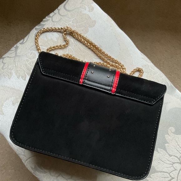 Topshop leopard clasp black crossbody bag with gold chain - Picture 3 of 6